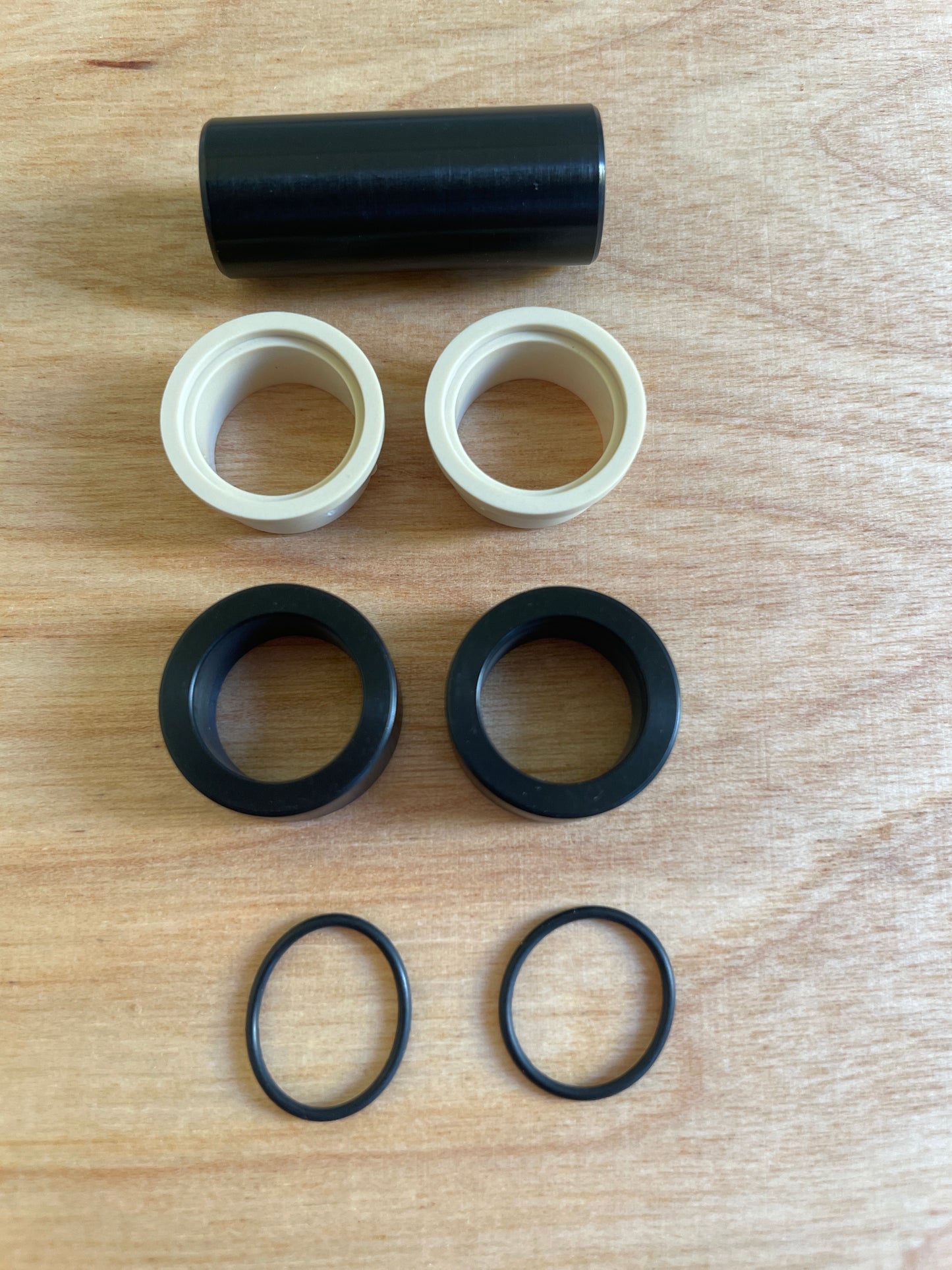 Fox 803-03-179 Mounting Hardware: 5 Piece, AL (8mm, Mounting Widthh 1.275)