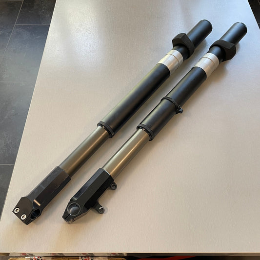 Maintenance of Votec USD upsite down suspension fork with elastomers, seals and bushings