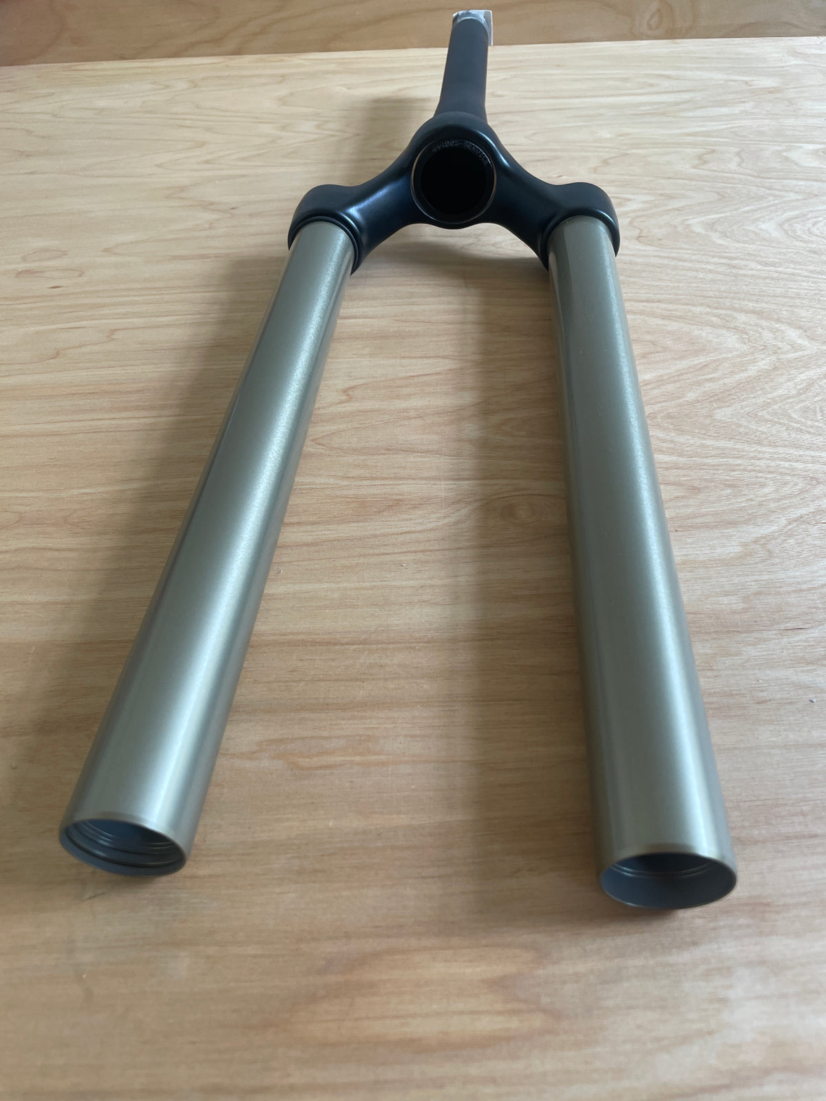 Fox racing shox 820-00-328 black CSU Assy