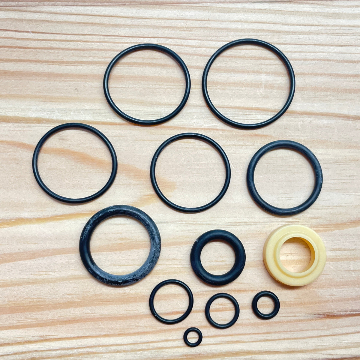 FOX DHX Damper Rebuild Seal Kit – 803-00-122