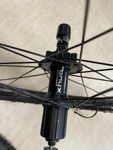 Load image into Gallery viewer, A set of DTSwiss XR 4.2D wheels 26 inch with Continental tires and tubes
